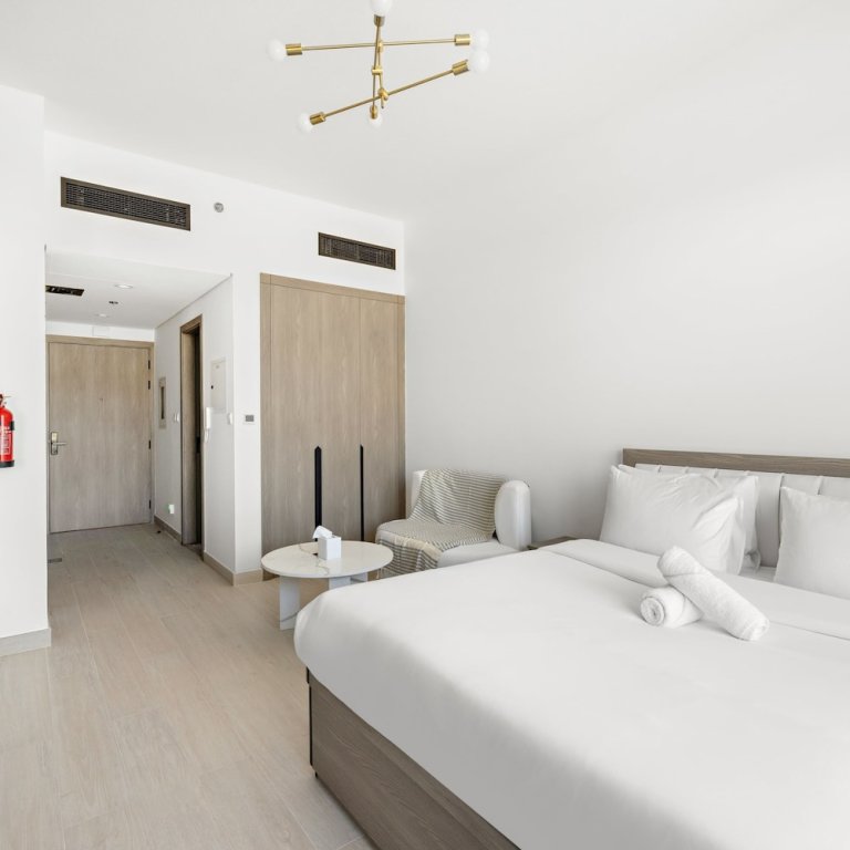 Дубай: Stylish Studio in New Residence With Pool and gym