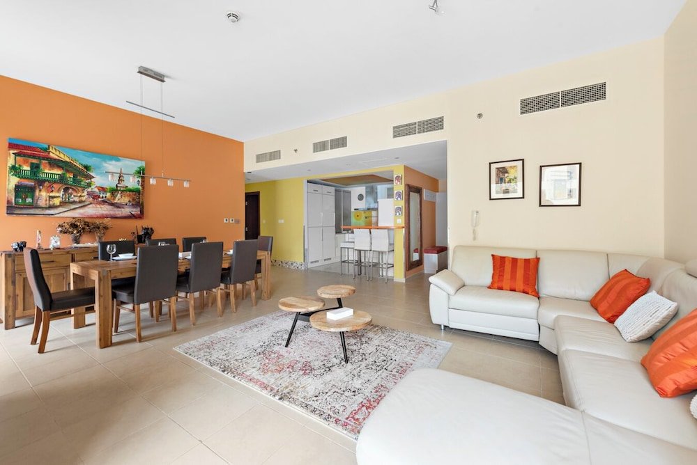 Дубай: Stonetree - Spacious 2 BR - Near Beach