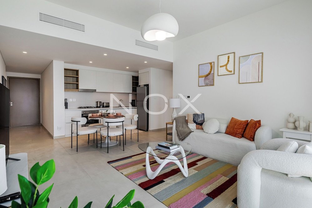 Дубай: Vibrant 1BR Haven Downtown Views 2 T1