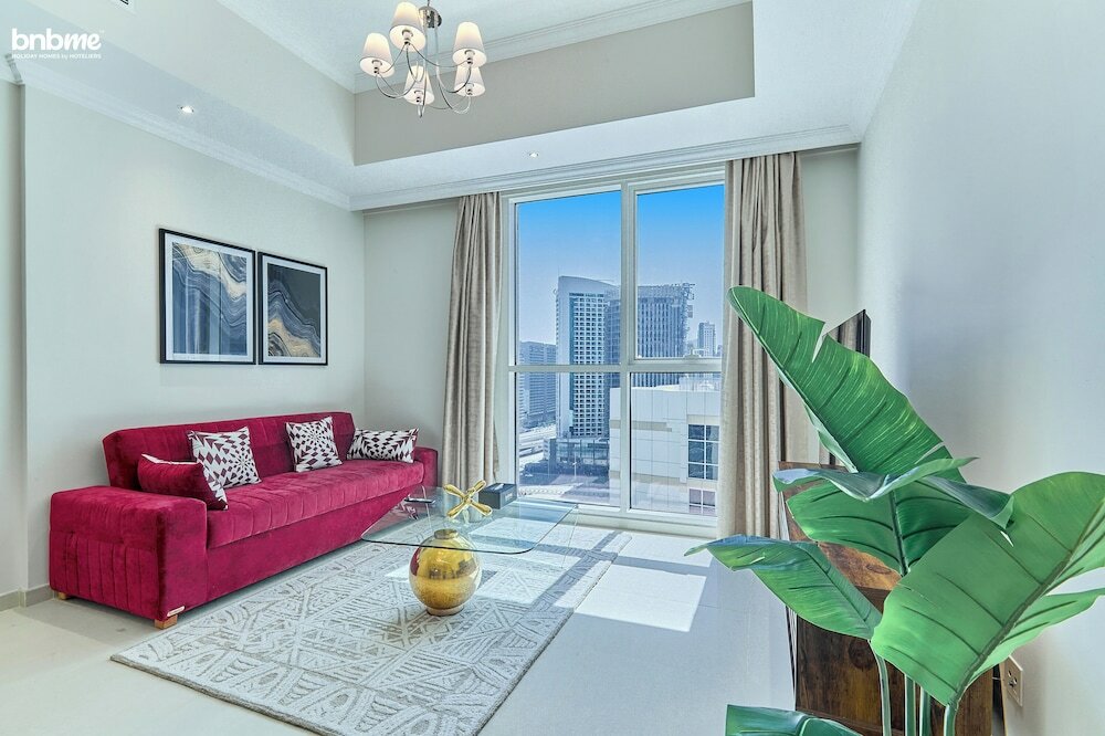 Дубай: bnbmehomes-near Dubai Mall & Burj K-1306