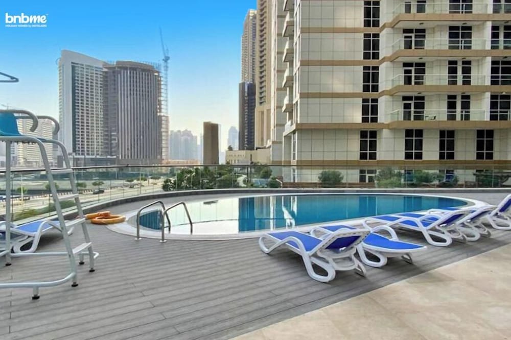 Дубай: bnbmehomes-near Dubai Mall & Burj K-1306