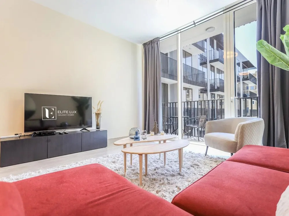 Дубай: Elite LUX Holiday Homes - Captivating 1BR Apt Games Pool Gym in Arjan Dubai