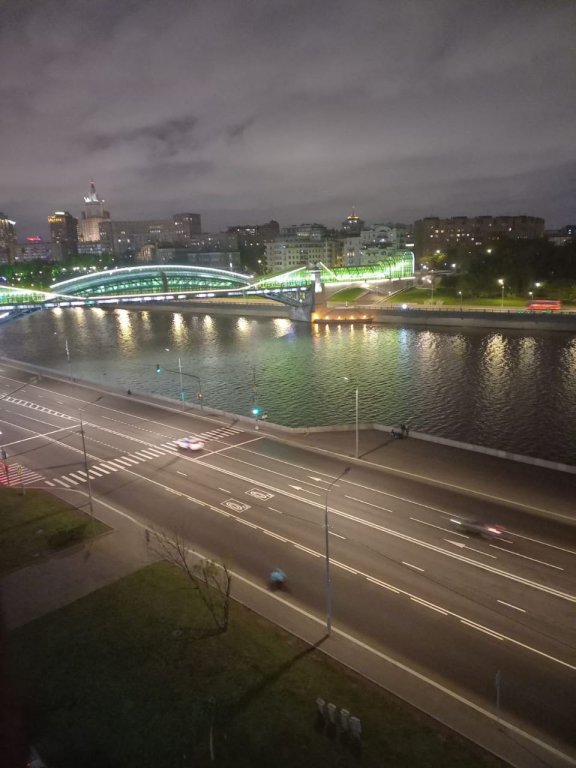 Москва: Квартира Двухкомнатная с Красивым видом на набережную и "Москва сити"