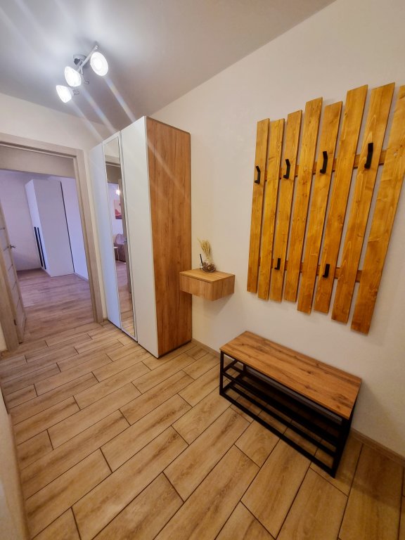 Санкт-Петербург: Квартира двухкомнатная в тихом районе и близко к метро