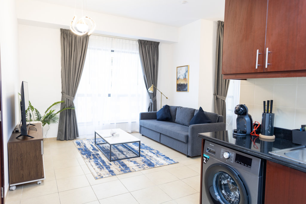 Дубай: Апартаменты 1 Bedroom apartment on JBR by Happy Season Holiday homes