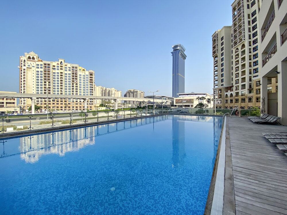 Дубай: Silkhaus Palm Views West, The Palm Jumeirah Dubai