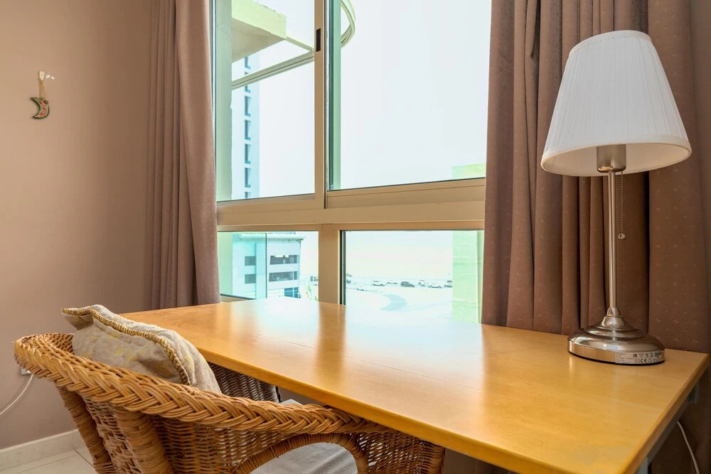 Дубай: Lux Bnb The Greens & Views