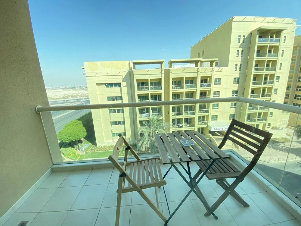 Дубай: Lux Bnb The Greens & Views