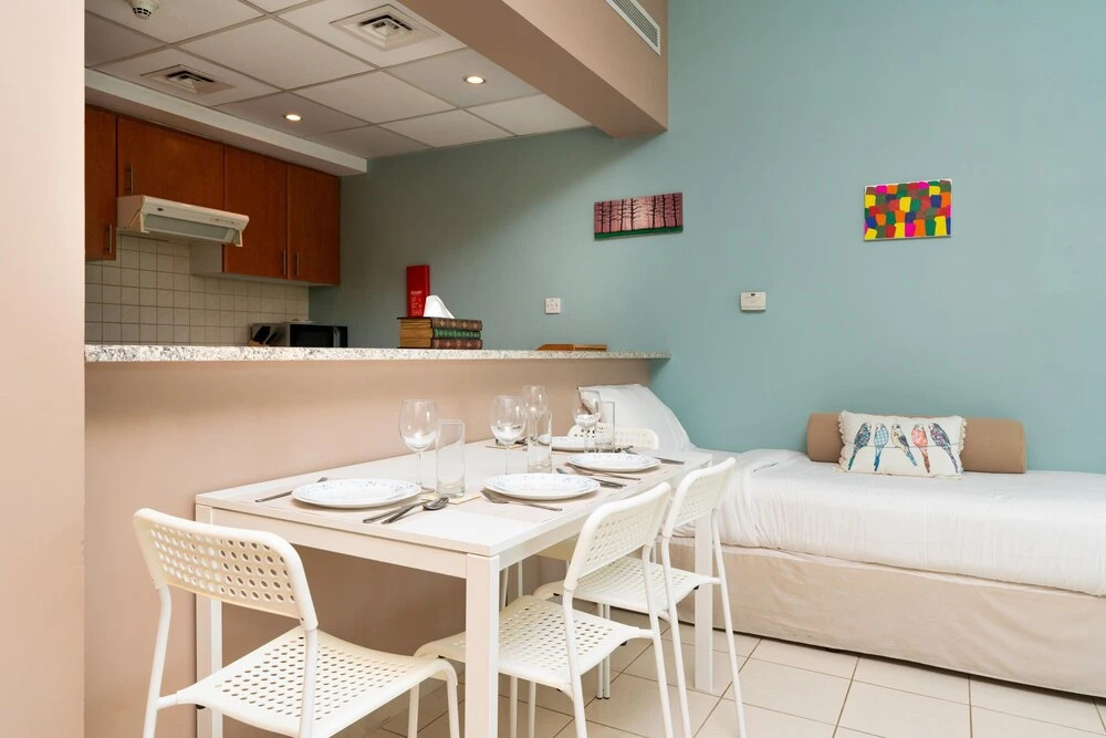 Дубай: Lux Bnb The Greens & Views