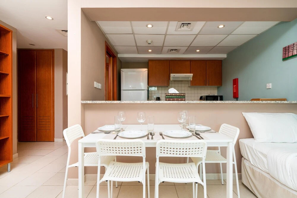 Дубай: Lux Bnb The Greens & Views