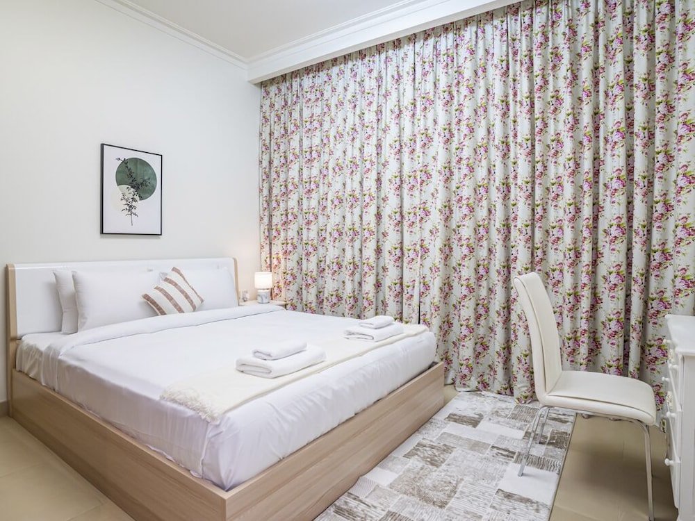 Дубай: Vacay Lettings - Burj Vista Tower 1