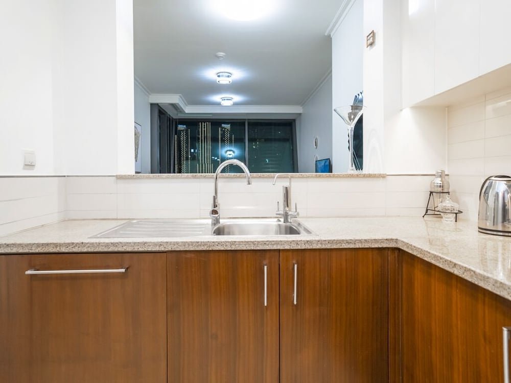 Дубай: Vacay Lettings - Burj Vista Tower 1