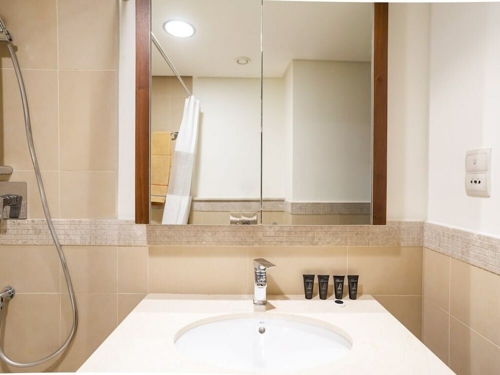 Дубай: Vacay Lettings - Burj Vista Tower 1