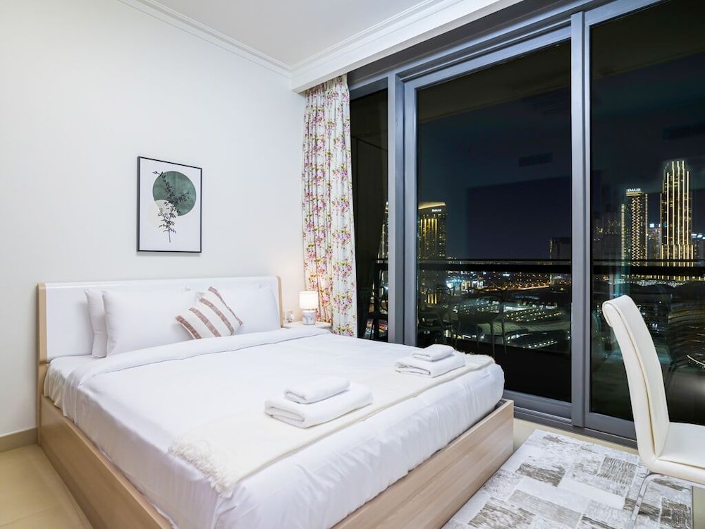 Дубай: Vacay Lettings - Burj Vista Tower 1