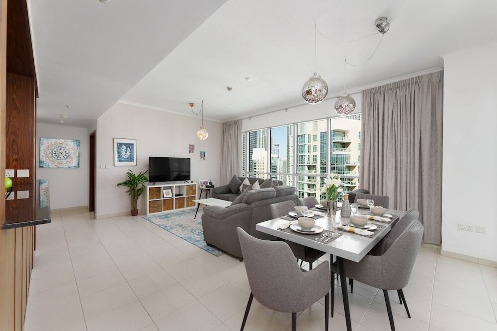 Дубай: Maison Privee - Exclusive Apt w/ Direct Burj Khalifa Views