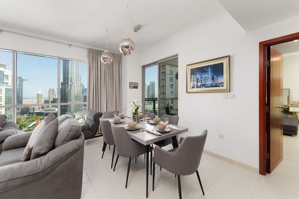 Дубай: Maison Privee - Exclusive Apt w/ Direct Burj Khalifa Views