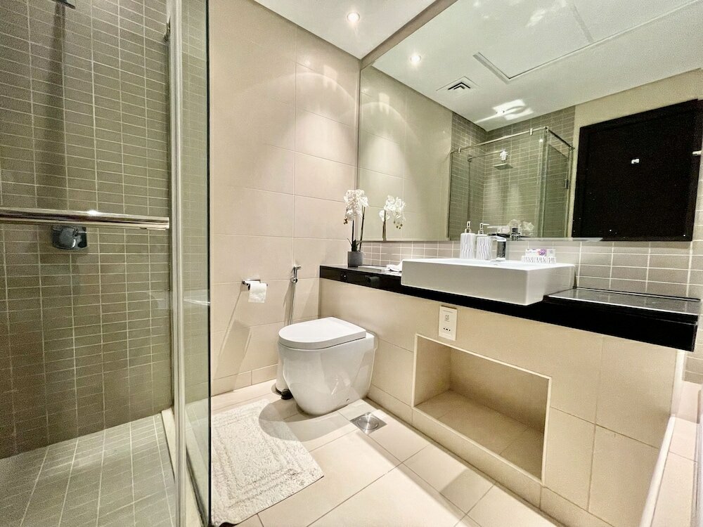 Gorgeous 3 Bedrooms With Balcony in the Marina — фото 2