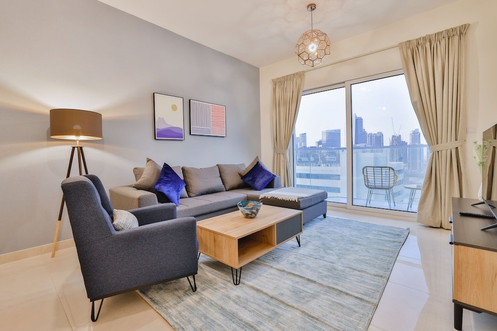 Дубай: Luxury Apartments Business Bay Gym-Pool-Parking by Sojo Stay