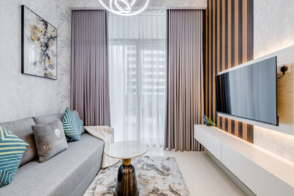 Дубай: GLOBALSTAY. DAMAC Reva Residences