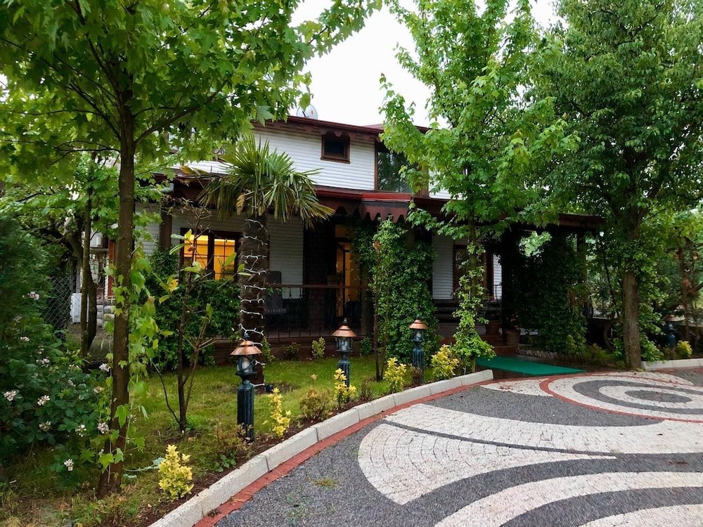 Янык: Alissa Boutique Hotel