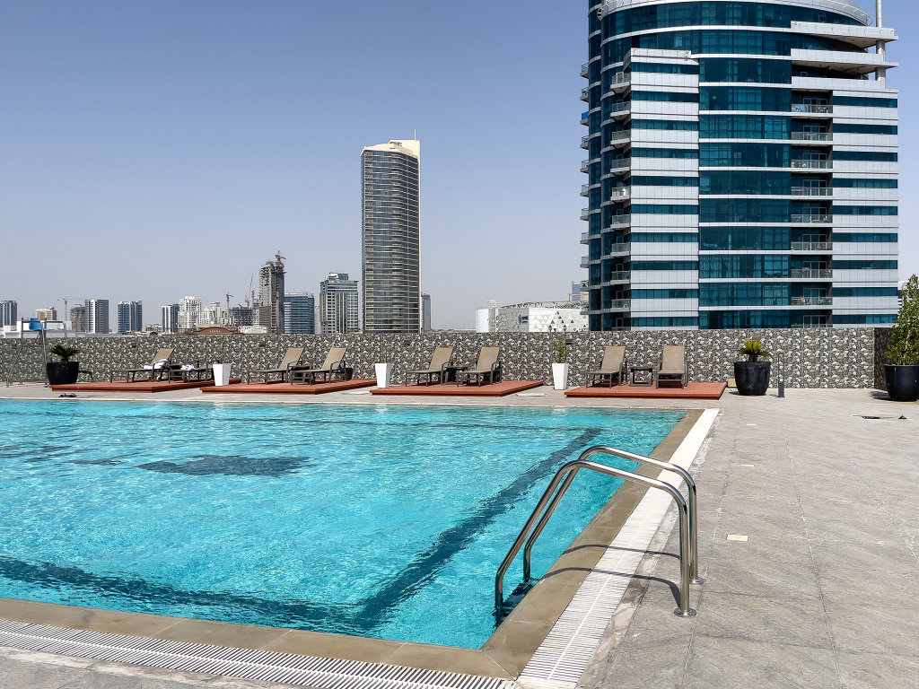 Дубай: Апартаменты The Square Tower JVC Studio with Top City View