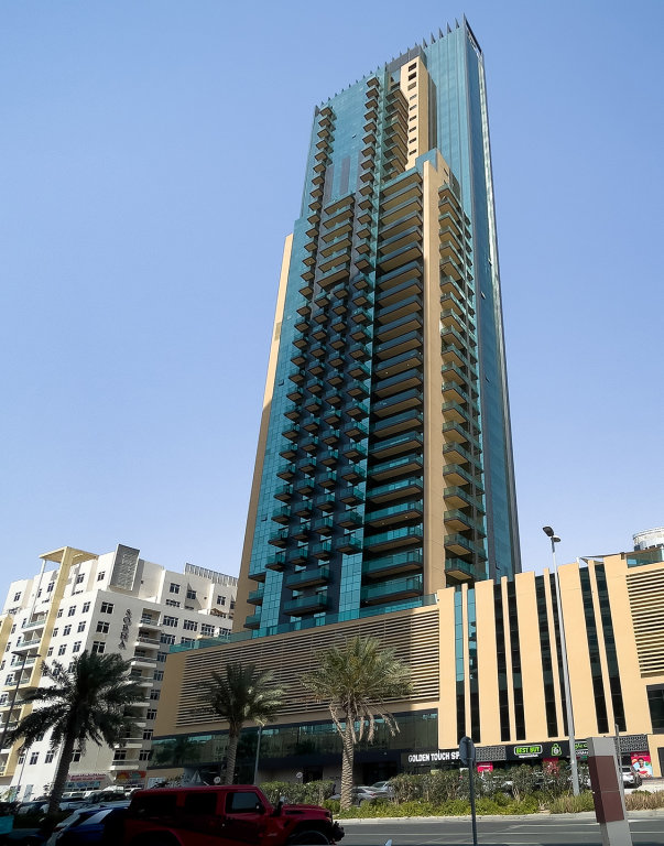 Дубай: Апартаменты The Square Tower JVC Studio with Top City View