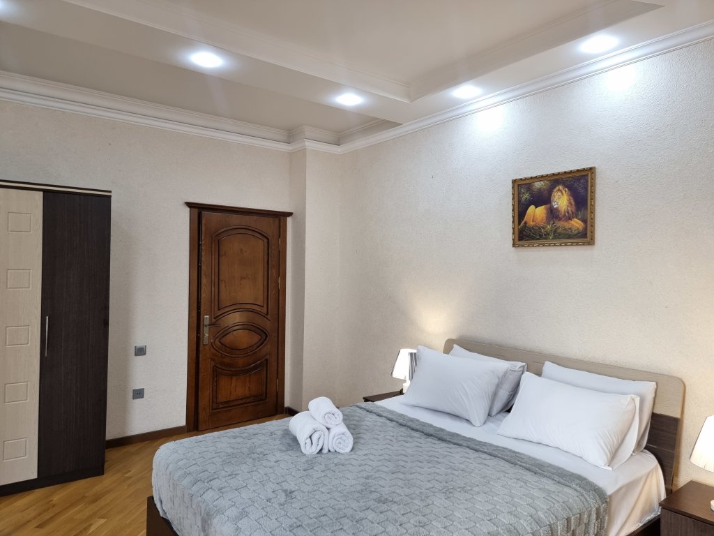 carousel image 5