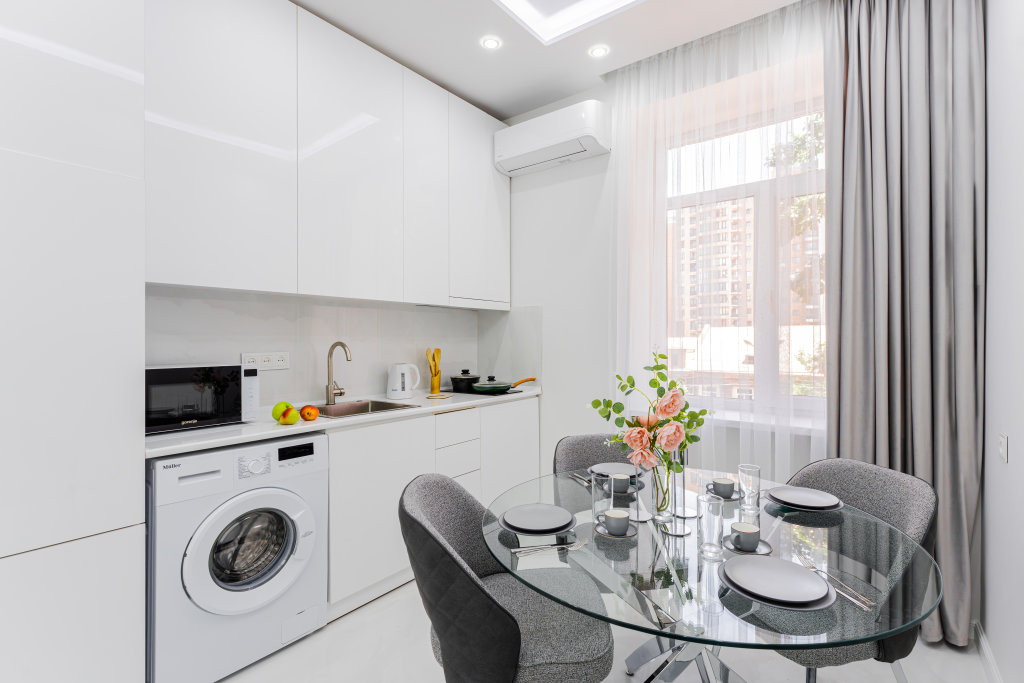 Ереван: Апартаменты 1BR Central Apt Trendy Downtown Escape by Keygo 86