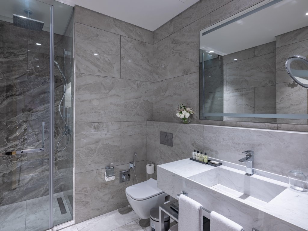Баку: InterContinental Baku, an IHG Hotel (by travel agency)