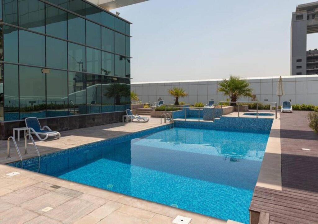 Дубай: Апартаменты Cosmos Living Charming Studio With Balcony