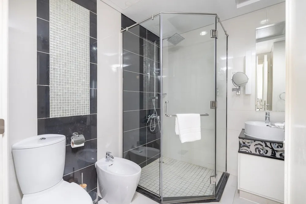 Дубай: Luxury Three Bedroom in Damac Maison Near Dubai Mall by Sojo Stay