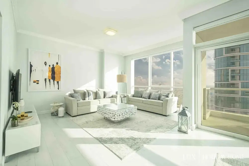 Дубай: LUX The JBR Beach Sea View Suite