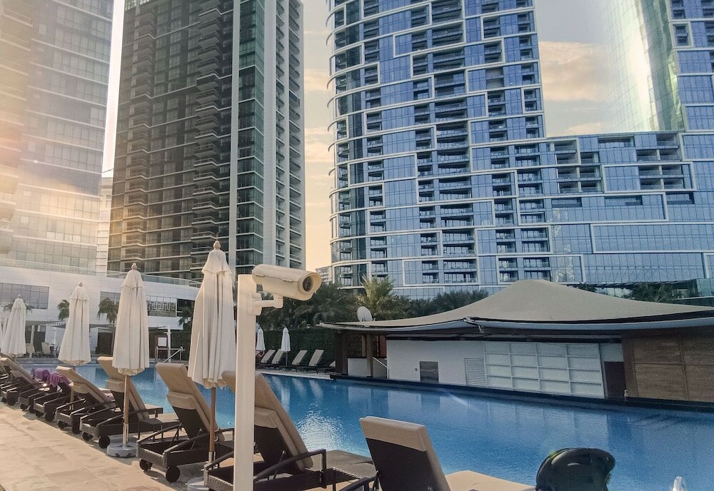 Дубай: LUX The JBR Beach Sea View Suite