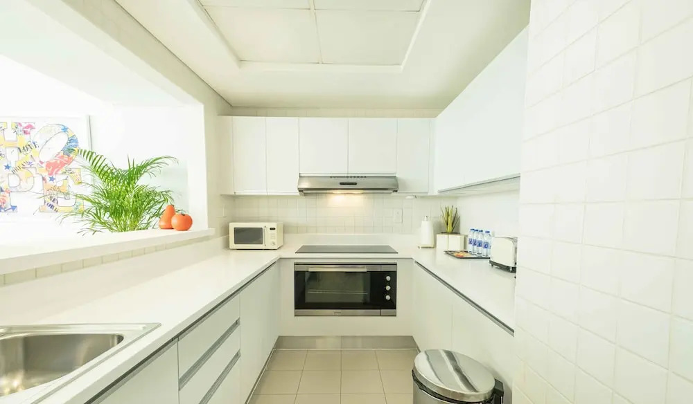 Дубай: LUX The JBR Beach Sea View Suite