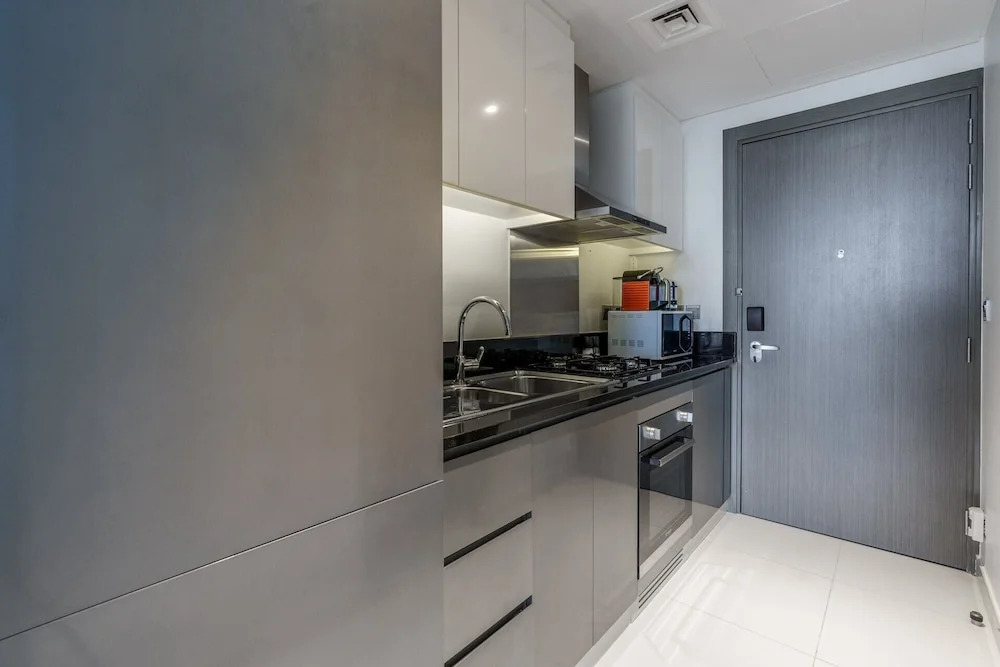 Дубай: Eloquent Cozy Studio with Incredible Canal Views