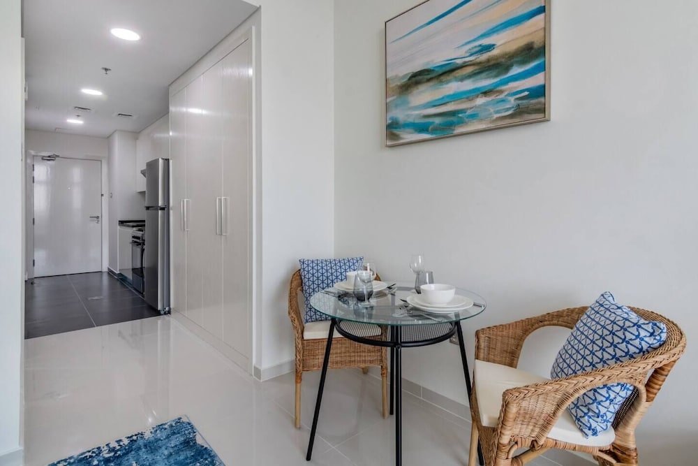 Дубай: Cozy studio at Damac Hills