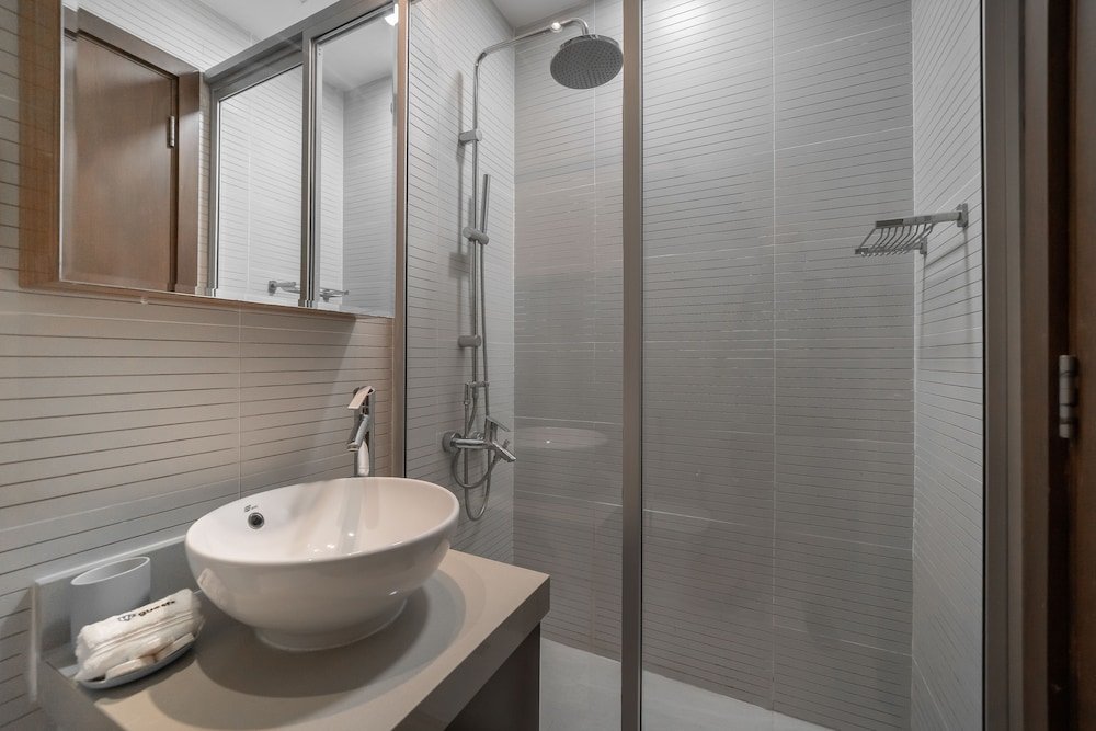 Дубай: Orra Marina by Higuests Vacation Homes