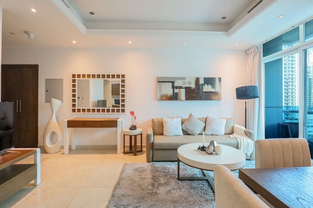 Дубай: Orra Marina by Higuests Vacation Homes