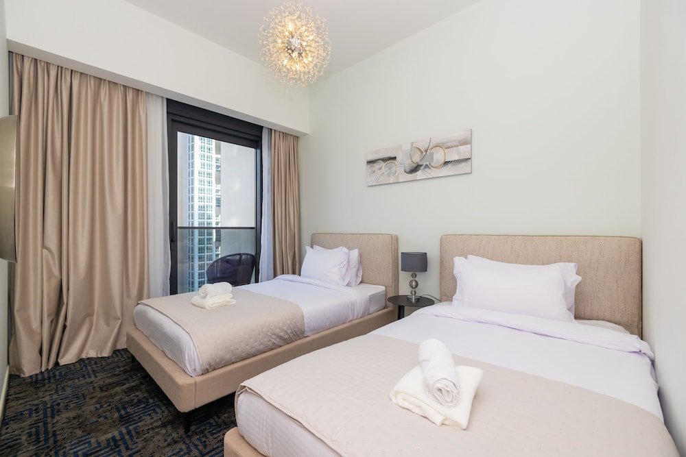Дубай: Amazing 3BR Burj Khalifa & Fountain View