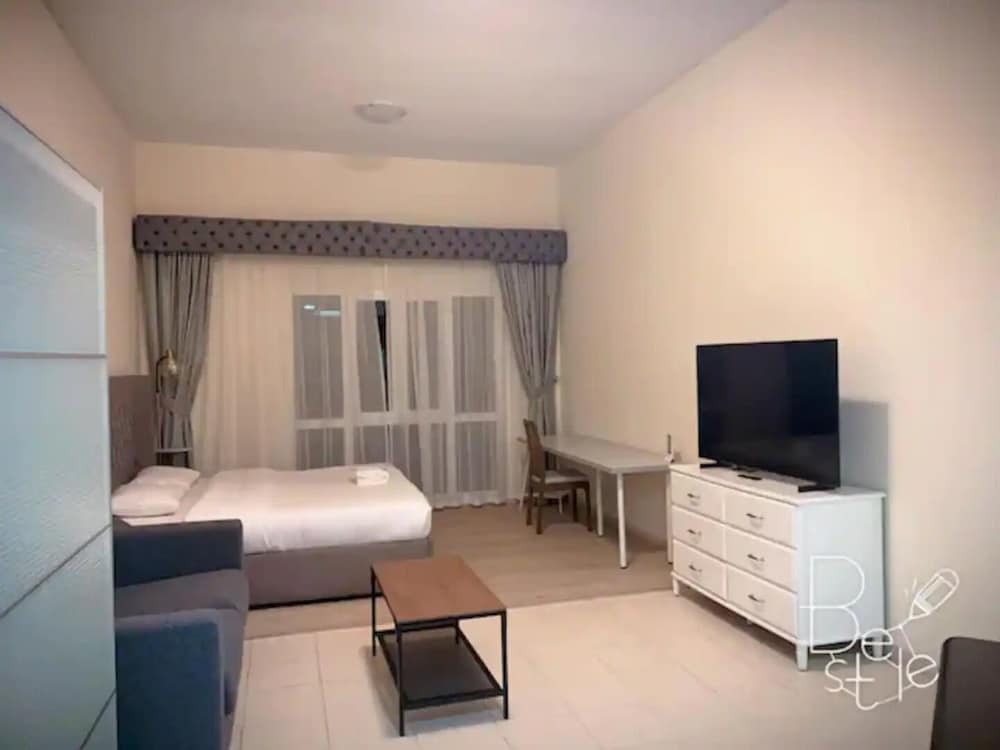 Дубай: Discovery Gardens Haven - Studio Units