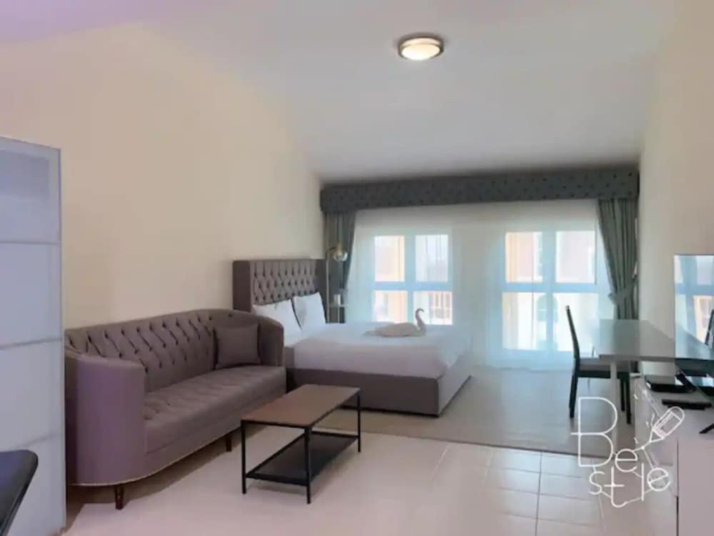 Дубай: Discovery Gardens Haven - Studio Units