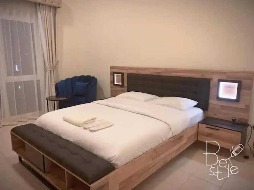 Дубай: Discovery Gardens Haven - Studio Units