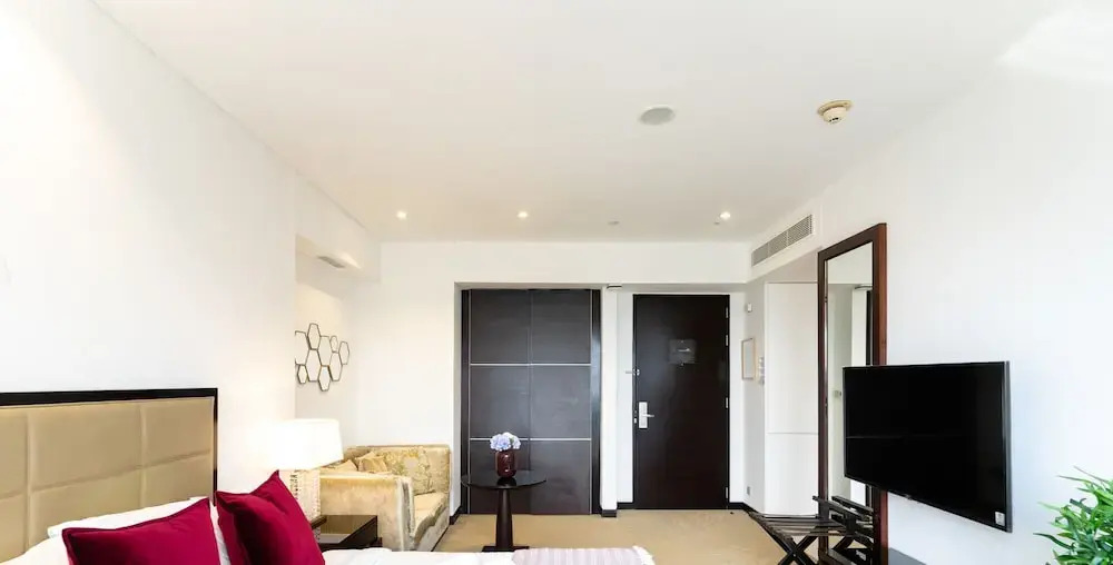 Дубай: Elegant Studio Address Marina