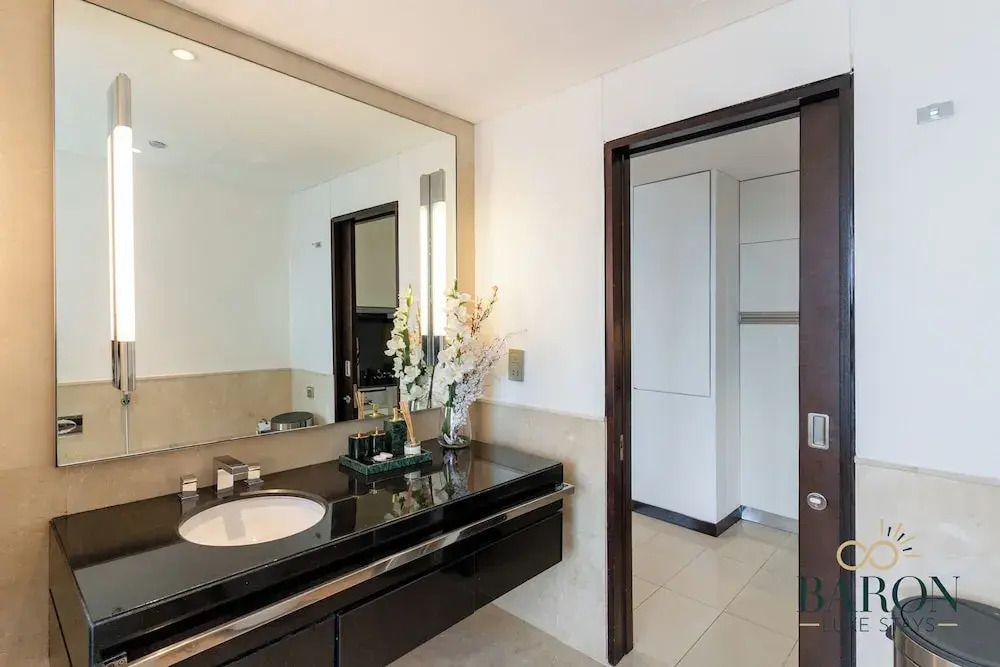 Дубай: Elegant Studio Address Marina