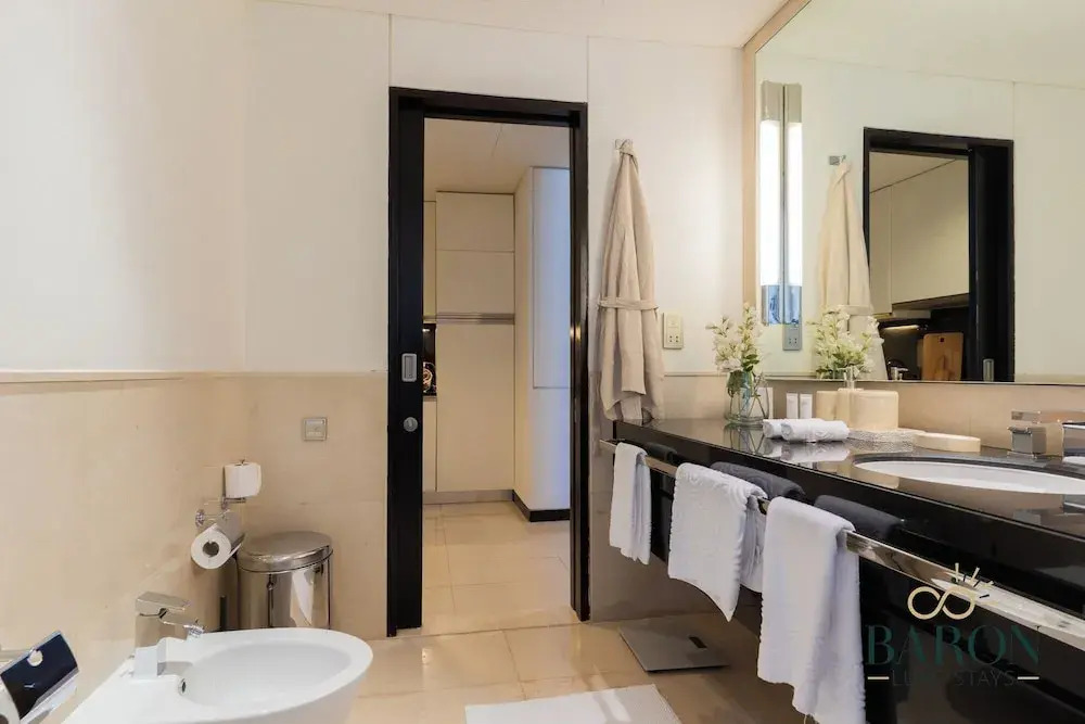 Дубай: Luxury Studio Dubai Address Marina