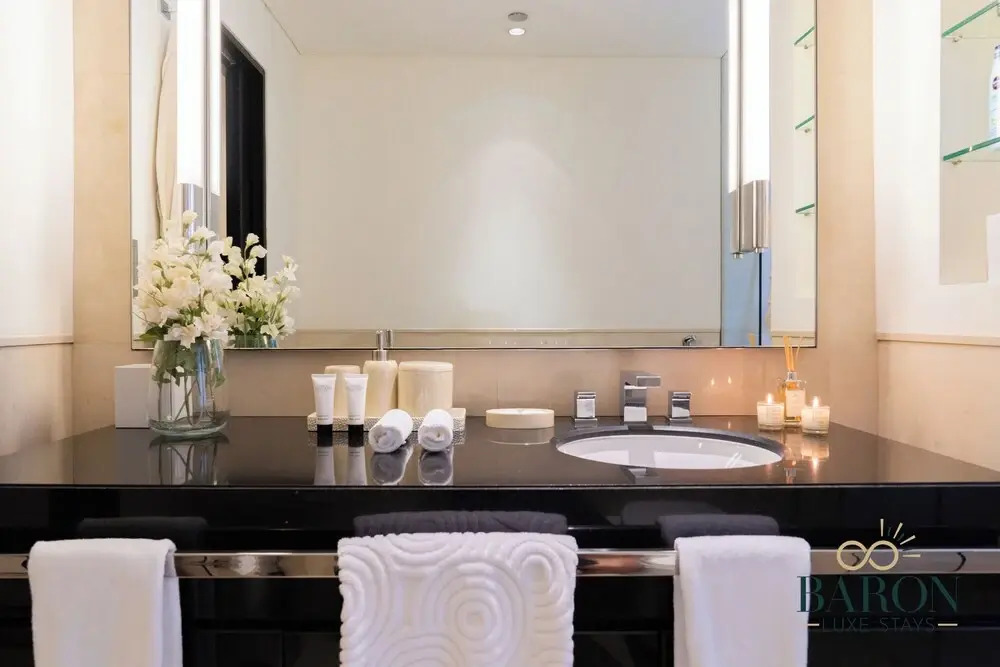 Дубай: Luxury Studio Dubai Address Marina