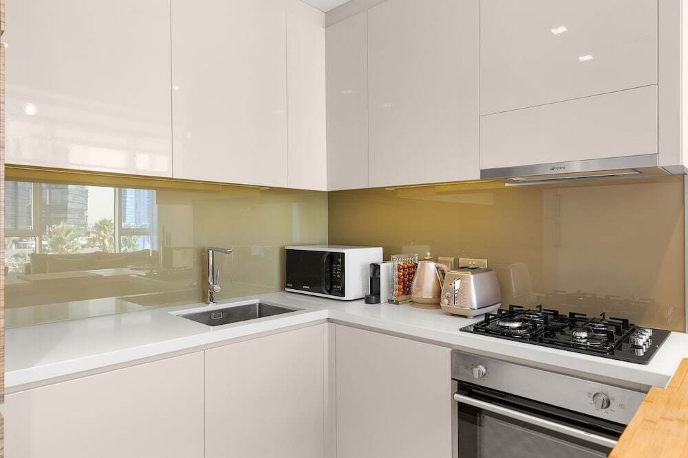 Дубай: Maison Privee - Trendy Apt with Dazzling Views Top-Class Facilities-Banyan Tree