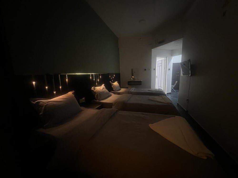 Guest Inn Hotel Llc — фото 2