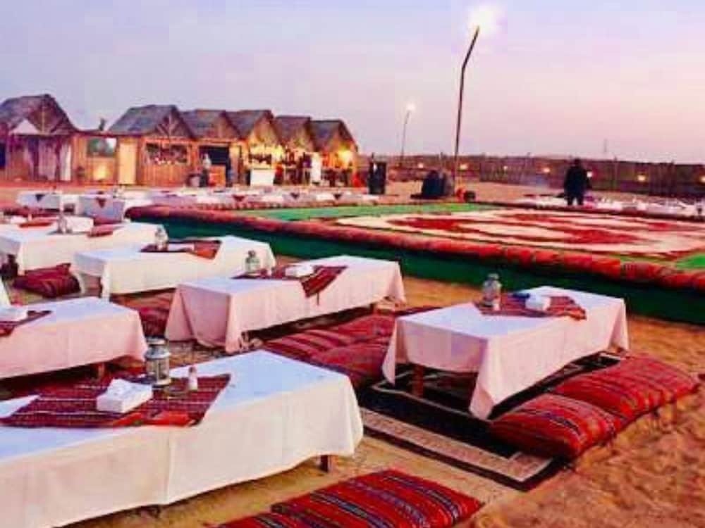 Дубай: Dubai