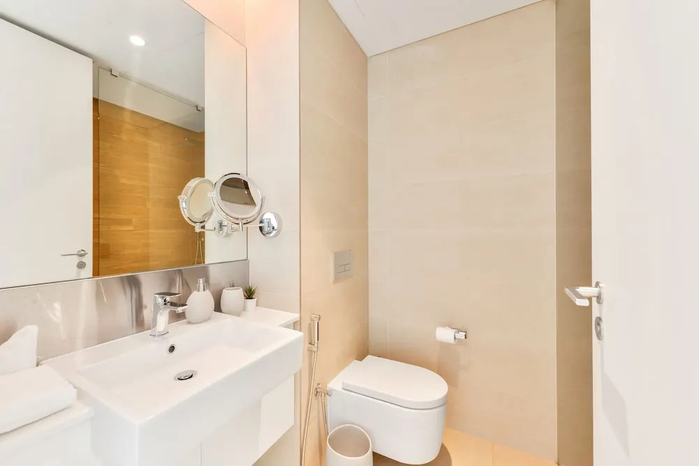 Дубай: Posh Oceanfront 2BR in Bluewaters Island
